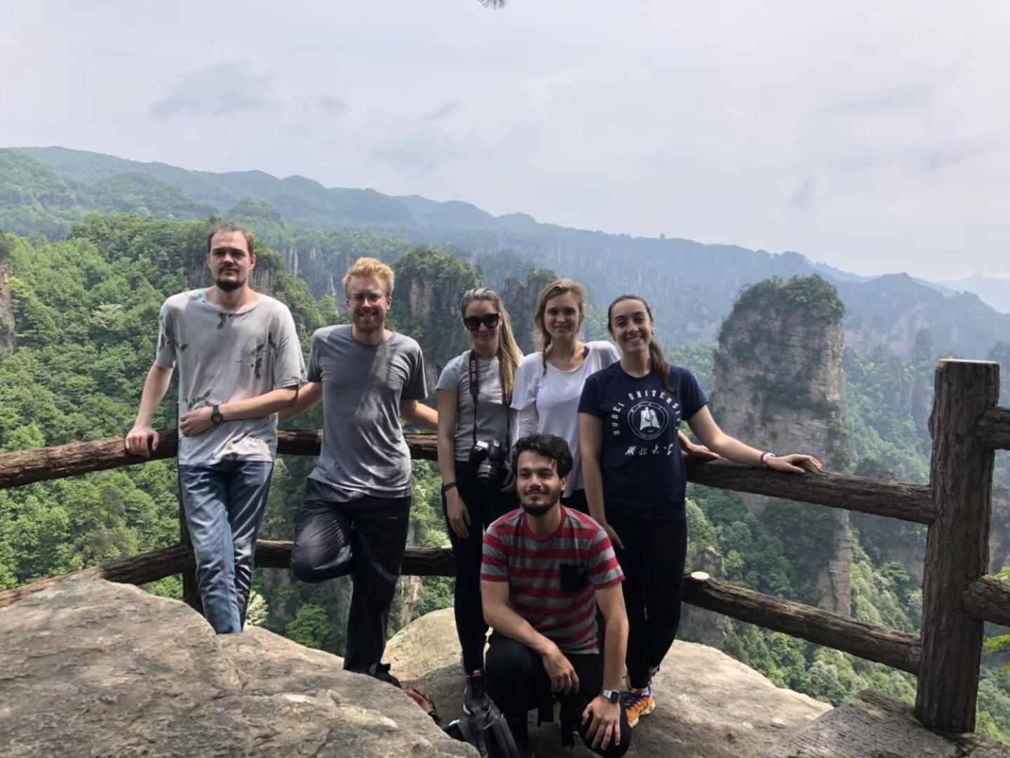 Tongfu Inn Zhangjiajie Exteriör bild