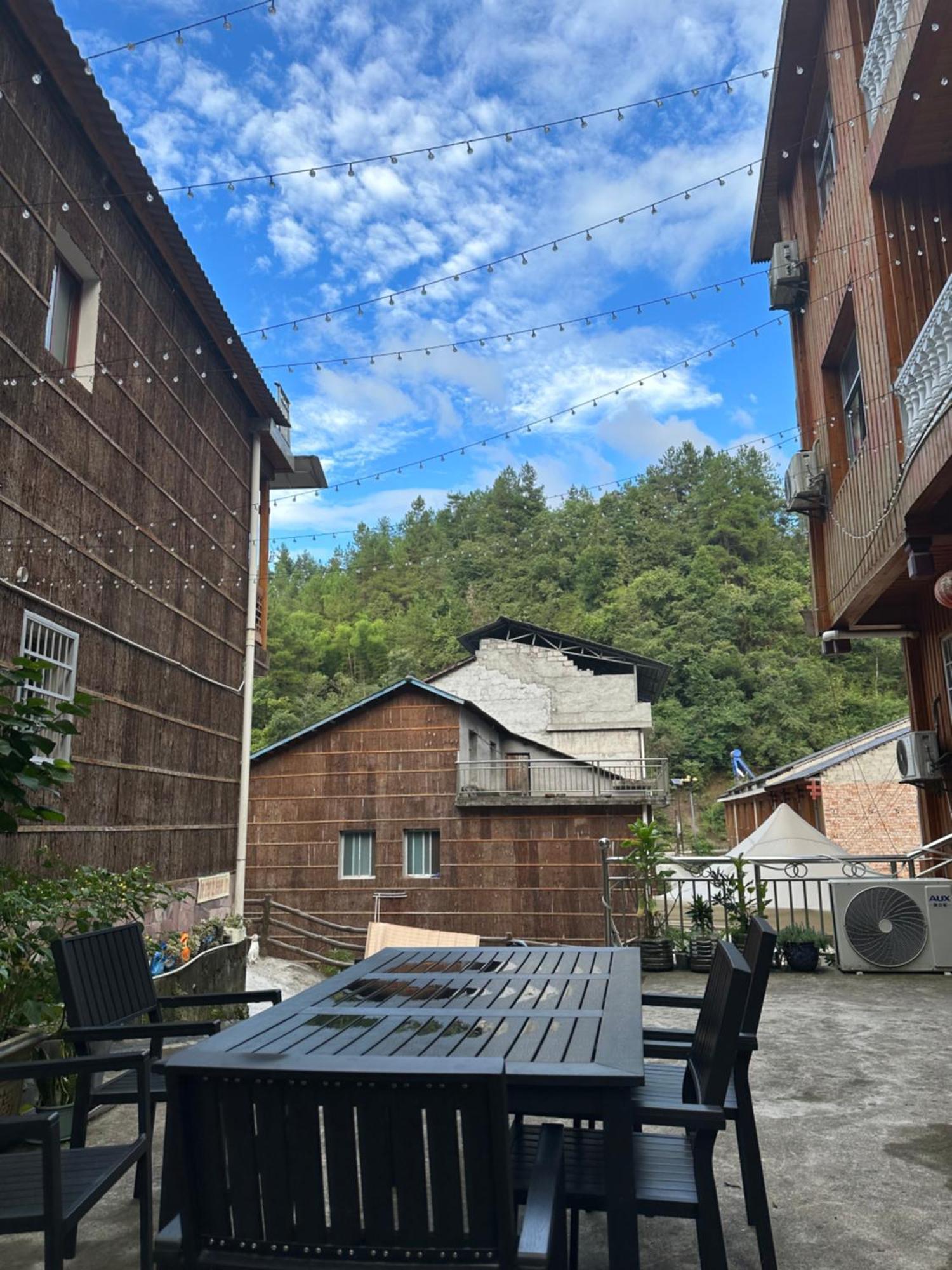 Tongfu Inn Zhangjiajie Exteriör bild