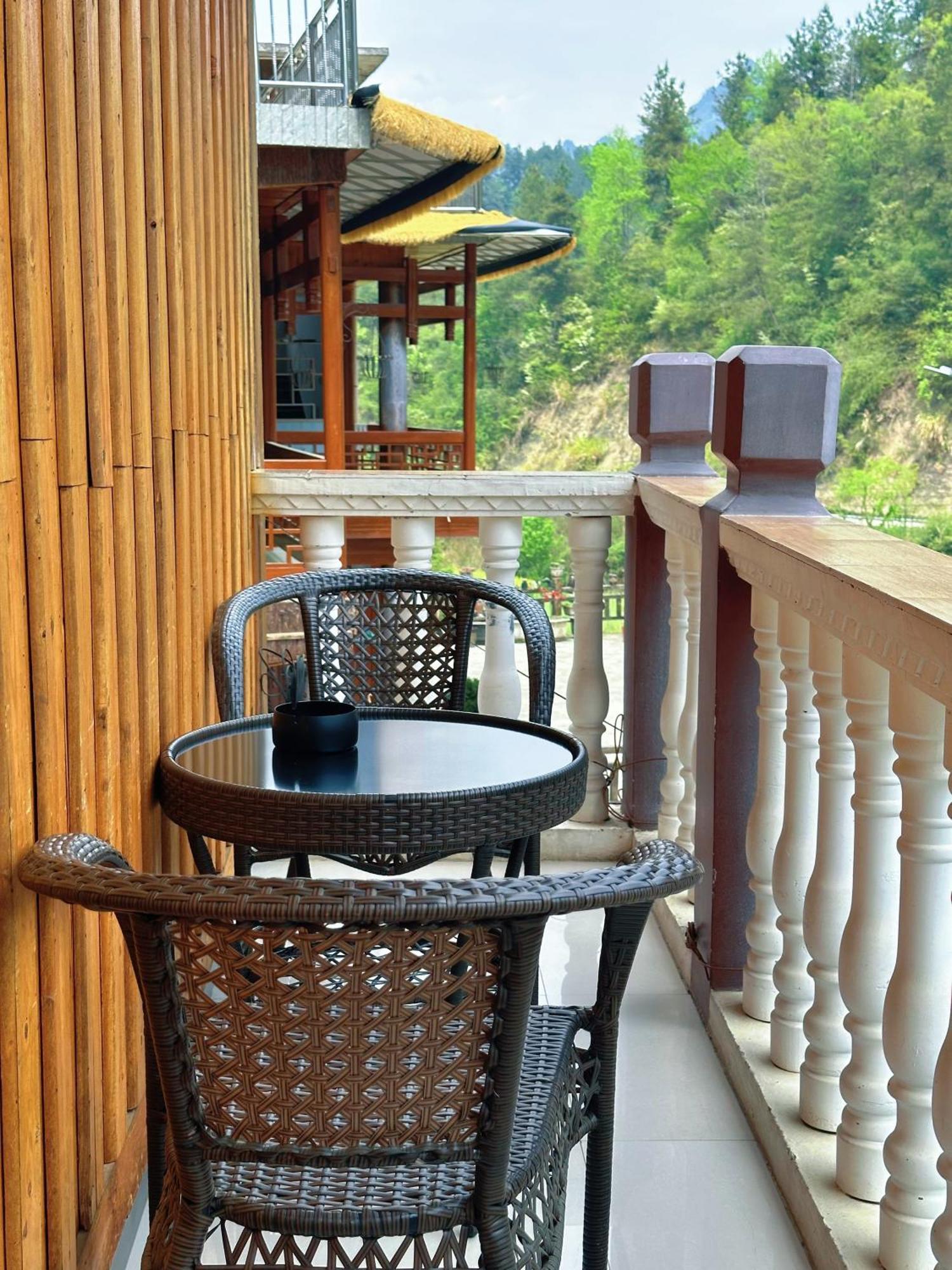 Tongfu Inn Zhangjiajie Exteriör bild